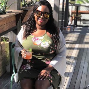 Meet your Posher, Noelle